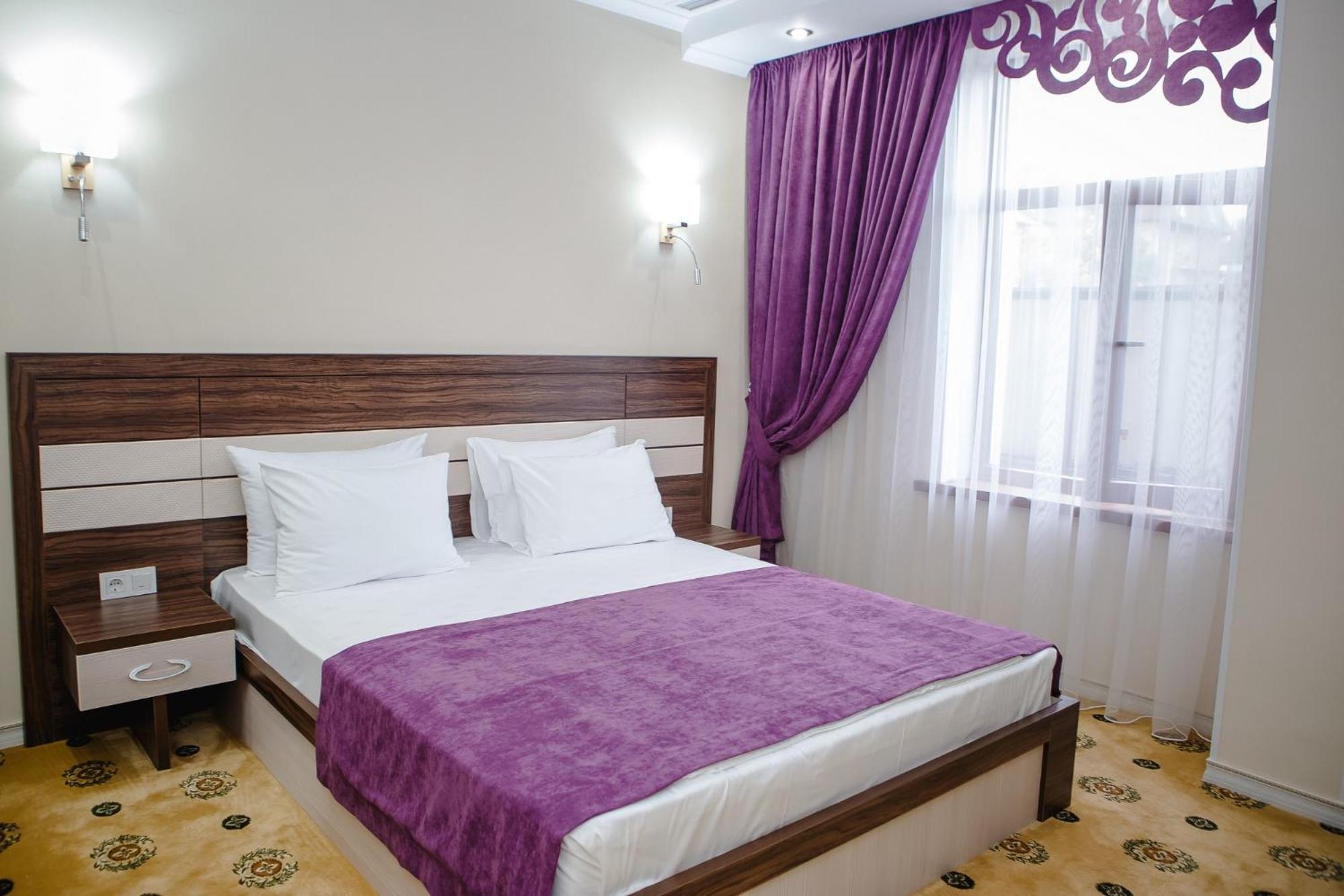 Luxury House Hotel ชุมเกนท์ ภายนอก รูปภาพ