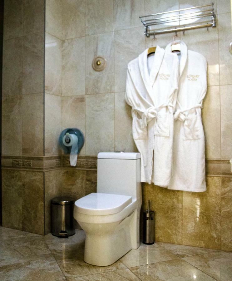 Luxury House Hotel ชุมเกนท์ ภายนอก รูปภาพ